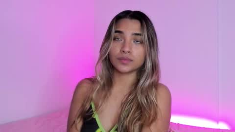 Anne online show from September 25, 10:55 am