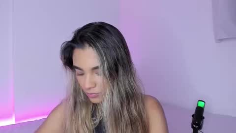 Anne online show from October 22, 2:04 am