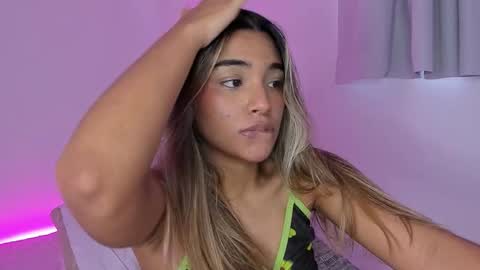 Anne online show from October 16, 9:57 pm