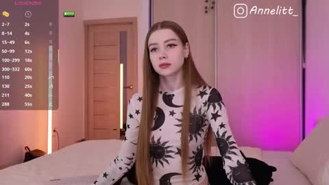 annelitt online show from March 26, 8:03 pm