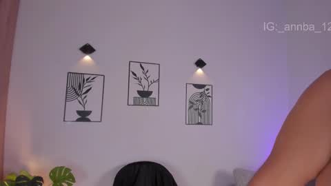 annie_barozzi online show from March 8, 12:55 am