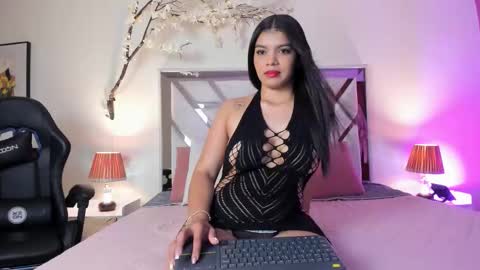 Annie  online show from October 23, 2:51 pm