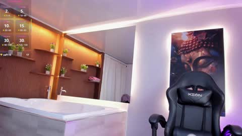 Annie  online show from September 20, 1:03 pm