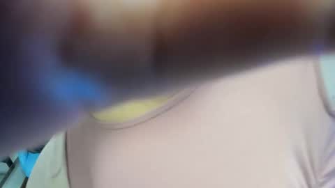 Snapshot of annie_karlsson__ chatting on September 12, 3:30 am online show from September 12, 3:30 am