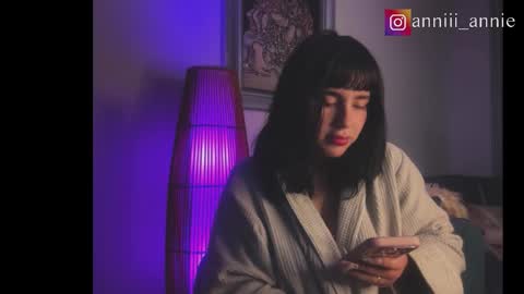 JEANNE no olvides seguirme dont forget follow me  uu online show from October 7, 1:45 am