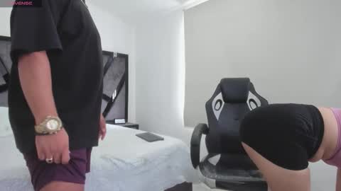 Annie and Stefan online show from November 1, 3:33 pm