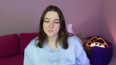Annie online show from October 15, 1:31 am