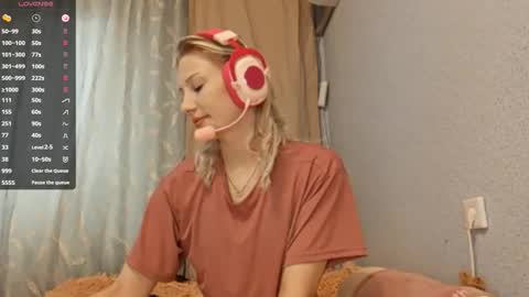 Kate online show from September 18, 9:57 am