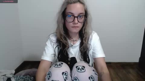Snapshot of annittaprincess chatting on March 10, 1:12 am Gaby 3 online show from March 10, 1:12 am