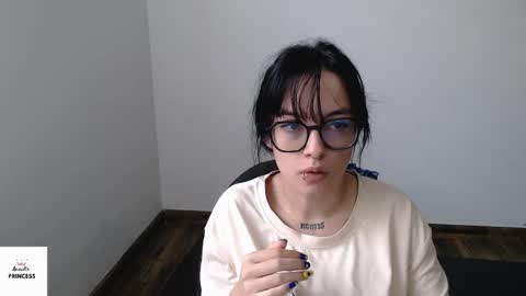 Snapshot of annittaprincess chatting on September 20, 2:42 pm Gaby 3 online show from September 20, 2:42 pm