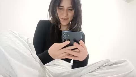 annrousse online show from September 25, 2:18 am