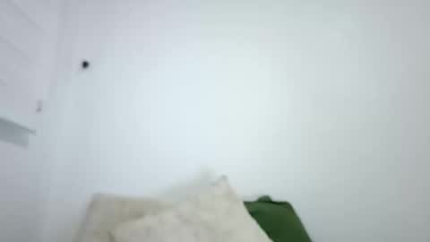 annrousse online show from November 8, 2:58 am