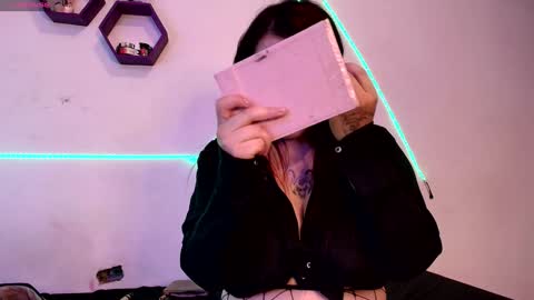 Anny  -  Jack online show from December 30, 2:08 pm