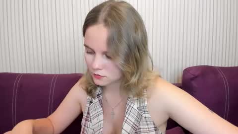 anny_love_you online show from September 29, 1:10 pm