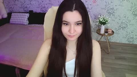 Annie online show from January 21, 8:30 am