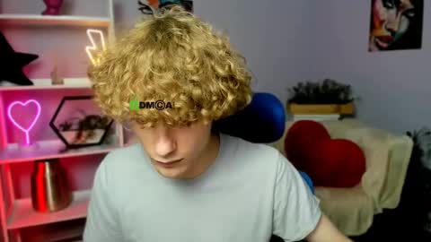 anny online show from March 8, 1:36 pm