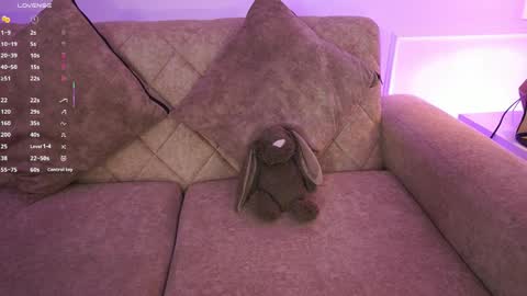 Ana online show from April 1, 11:33 am