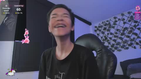 Anny Kitty online show from November 9, 5:15 pm