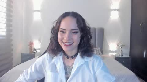 AnnyT online show from February 2, 9:44 pm