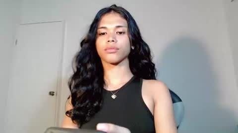 Snapshot of anok_yaii chatting on October 24, 1:45 pm anok_yaii online show from October 24, 1:45 pm