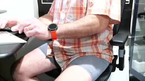 D online show from April 20, 1:03 pm