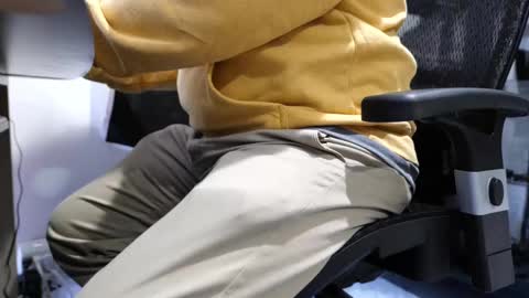 D online show from January 3, 7:18 pm