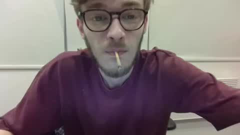 Snapshot of anonymousstoner58 chatting on February 28, 8:39 pm anonymousstoner58 online show from February 28, 8:39 pm