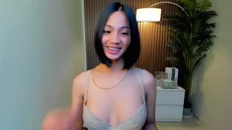 Snapshot of anqelic chatting on December 28, 4:30 pm Stacy Maurice online show from December 28, 4:30 pm