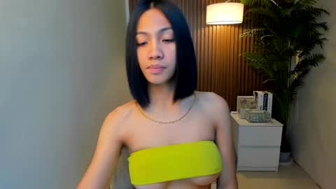 Snapshot of anqelic chatting on February 20, 6:24 pm Stacy Maurice online show from February 20, 6:24 pm
