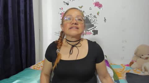 anthonela_mature_ online show from October 15, 7:37 pm
