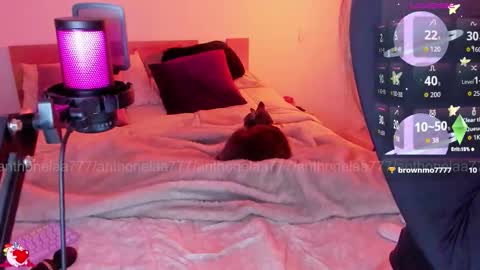 Anthonela online show from March 25, 2:18 am