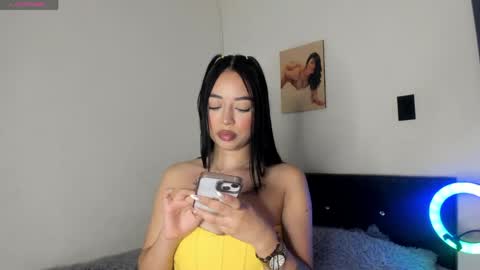 Anthonella online show from April 28, 3:33 am