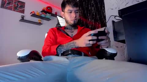 Anthony and Nick online show from September 15, 12:17 pm