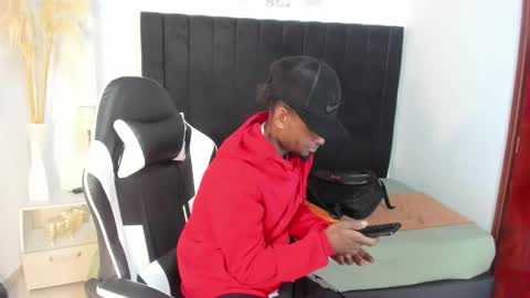       online show from November 6, 1:08 am