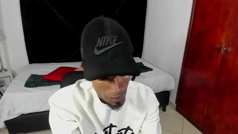       online show from October 18, 12:26 am