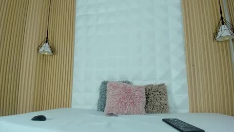 Antonella online show from November 1, 8:30 pm