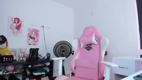 Antonella online show from October 8, 10:05 pm