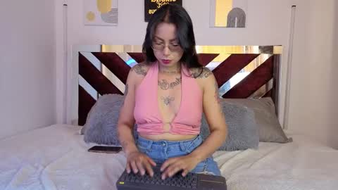 antonellaconelly online show from September 8, 8:19 pm