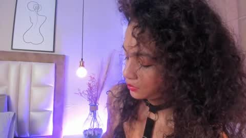 AntonellaHall  online show from May 22, 6:47 pm