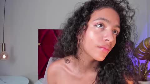 AntonellaHall  online show from September 30, 2:27 pm