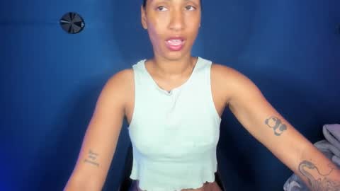 Sarah online show from October 16, 12:49 pm