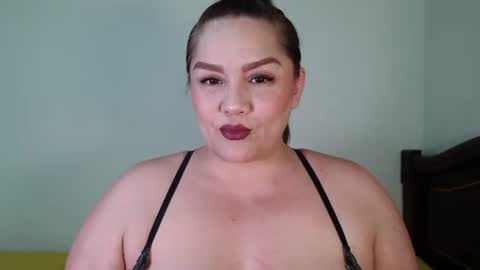 antonia online show from November 9, 4:43 pm