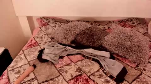 antoniasalas online show from June 14, 2:24 am