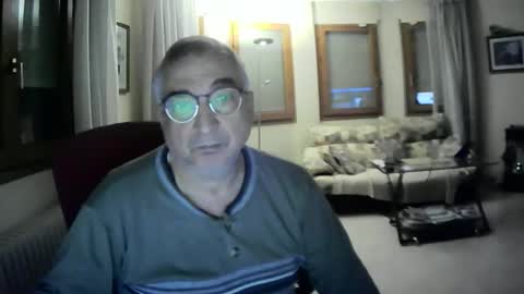 Snapshot of antonio2605 chatting on January 12, 6:26 pm Antonio online show from January 12, 6:26 pm
