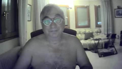 Snapshot of antonio2605 chatting on September 9, 7:03 pm Antonio online show from September 9, 7:03 pm