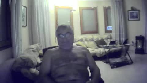 Snapshot of antonio2605 chatting on September 14, 12:46 am Antonio online show from September 14, 12:46 am