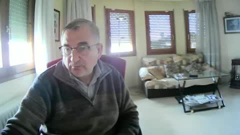 Snapshot of antonio2605 chatting on January 3, 12:29 pm Antonio online show from January 3, 12:29 pm