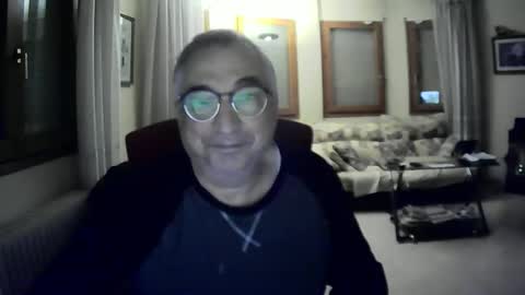 Snapshot of antonio2605 chatting on February 8, 4:47 am Antonio online show from February 8, 4:47 am