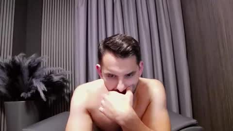 HI My name is Antonio online show from November 6, 8:01 pm