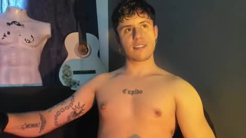 antonnello_ online show from October 3, 6:16 pm